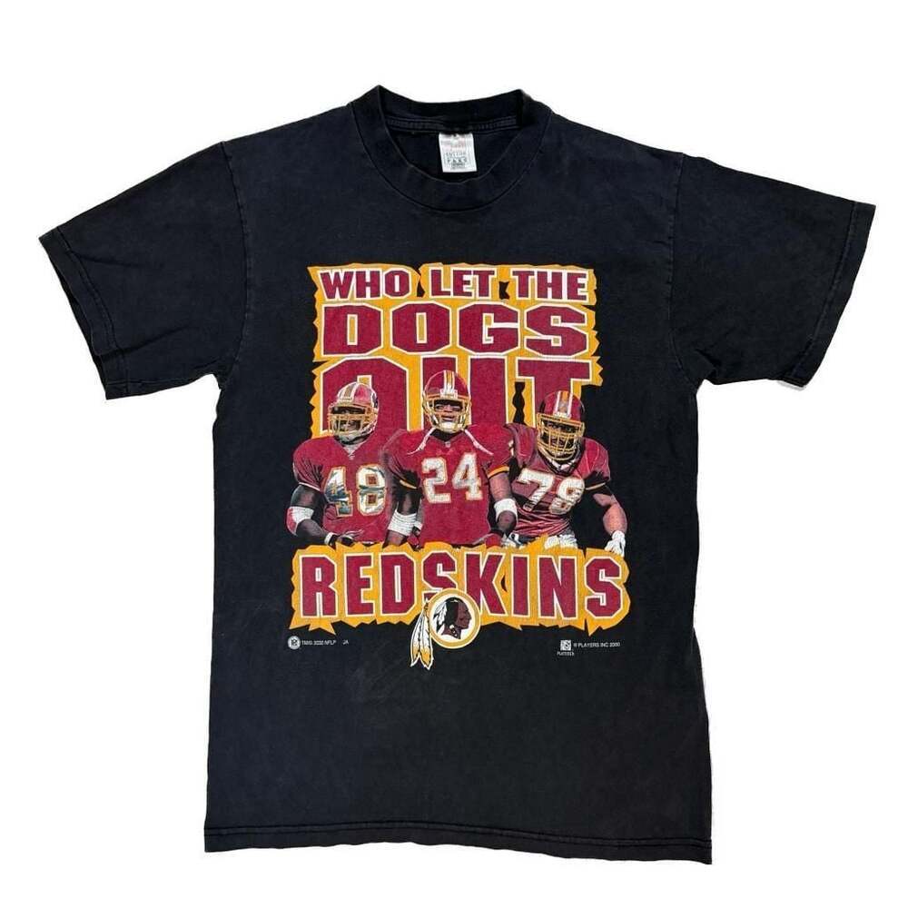 Vintage 2000 Washington Redskins Who Let The Dogs Out Graphic T-Shirt